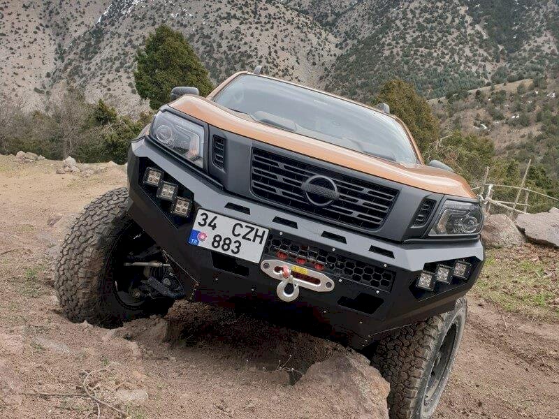 Nissan Navara Araç Yükseltme