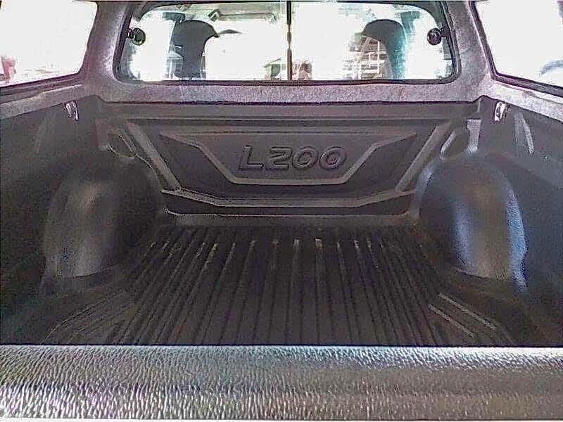 Mitsubishi L200 Kasa İçi Havuz